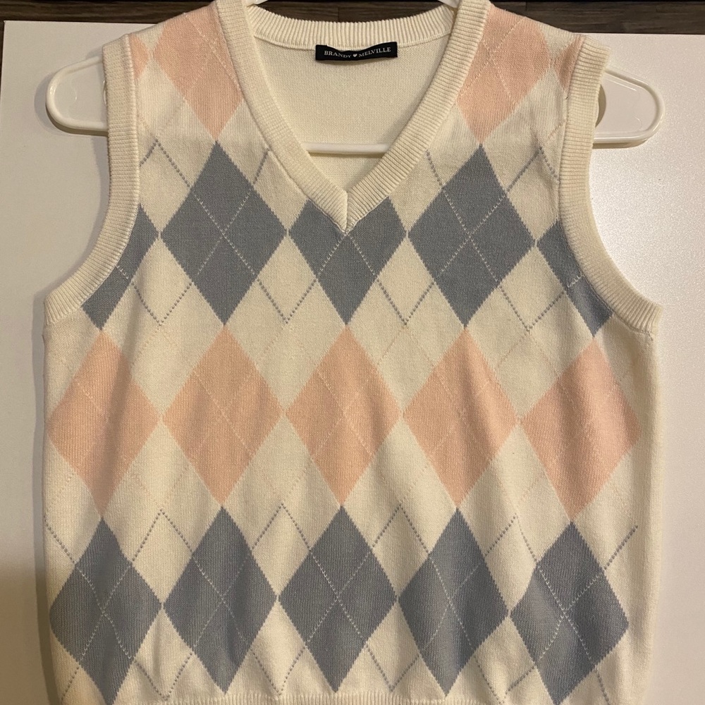 Brandy Melville Argyle Sweater Vest